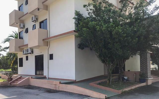 OYO 89983 Lumut Villa Inn
