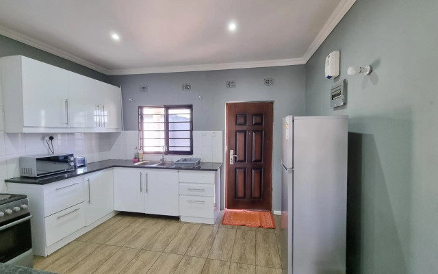 Mwaiseni Maisonettes apartments