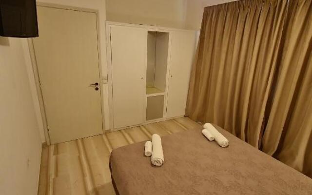 Alexandra Apartment 1
