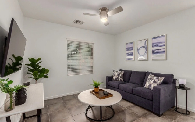 Merlot Gilbert 3 Bedroom Home by RedAwning