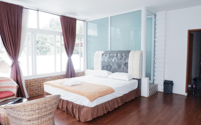 Star Beach Hotel – Guest Rooms – Parapat