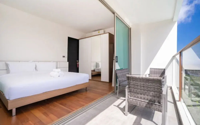 Sea View 2BR Apartment C73 in Oceana