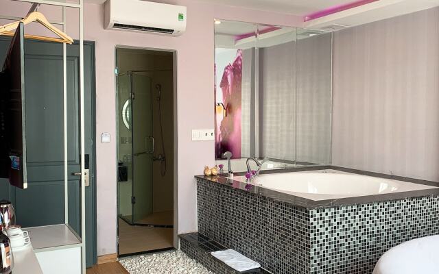 Cupid 2 Hotel