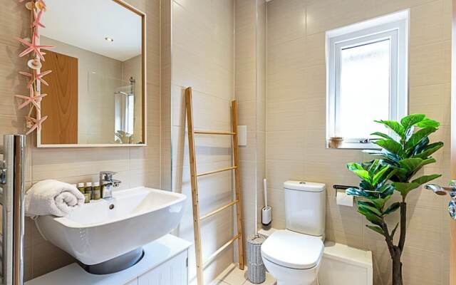 Semi-detached House With Modern Bespoke Interior
