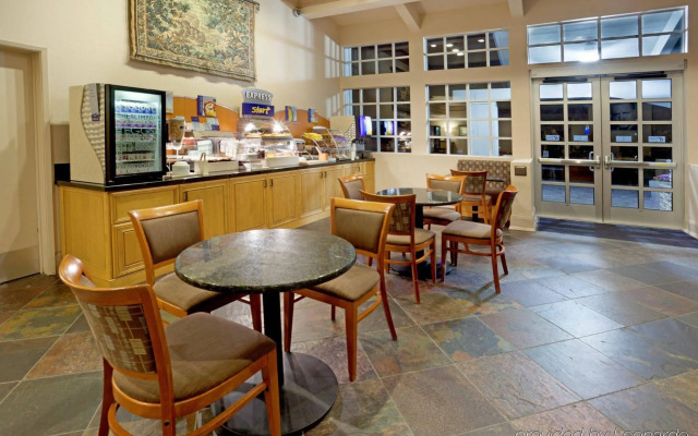 Holiday Inn Express Monterey-Cannery Row by IHG
