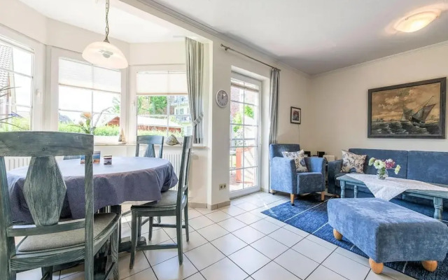 Apartment in Friedrichskoog-spitze With Parking