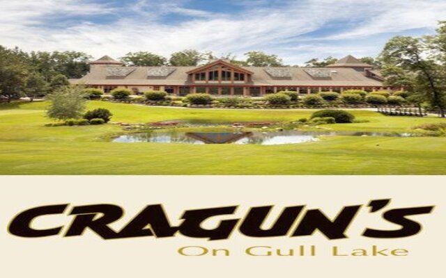 Cragun's Resort & Hotel