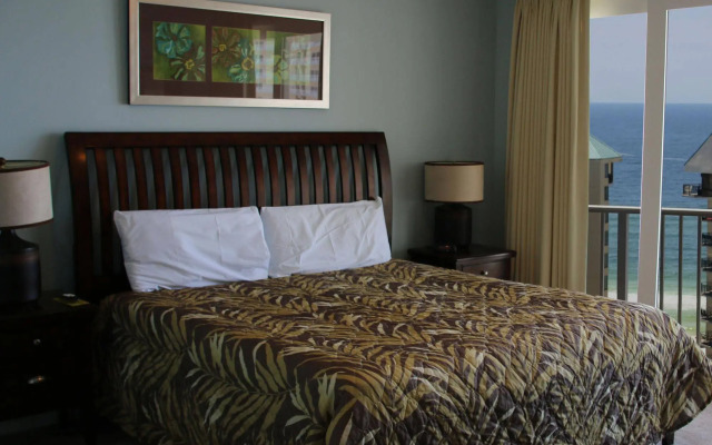 Laketown Wharf by Emerald View Resorts