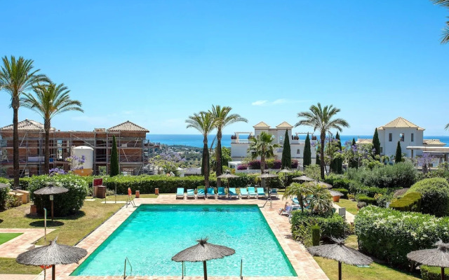 Exclusive 2BD Apartment Heated Pool Flamingos Golf