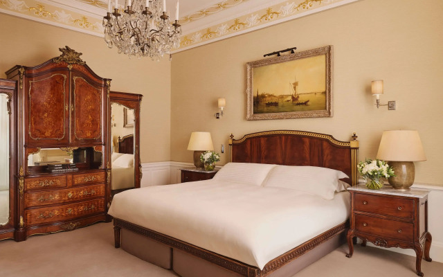 The Connaught, Maybourne