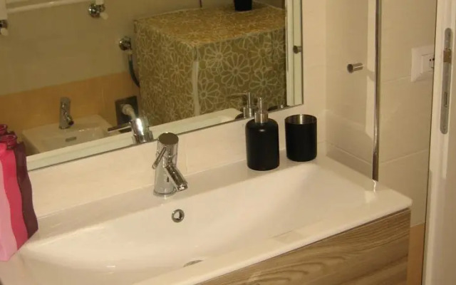 Sognando la dolce vita Piazza Fiume