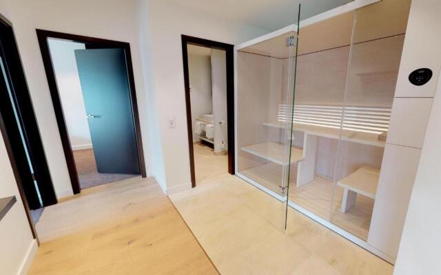 White Pearl Apartment 3.03