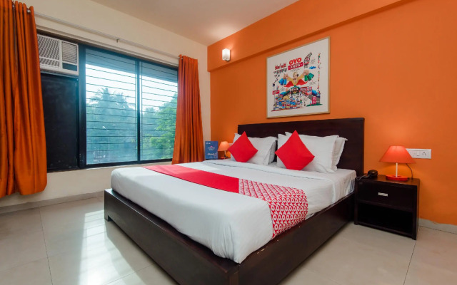 OYO Flagship 389 Maitri Park Chembur
