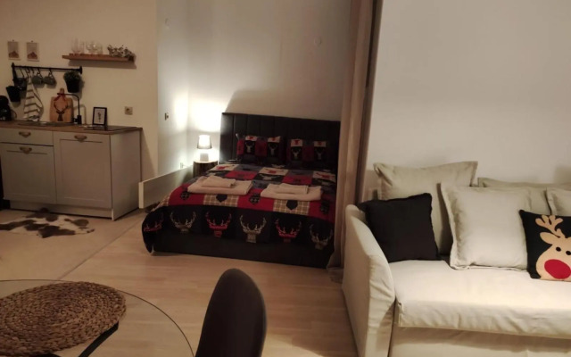 Studio 9, St John Park