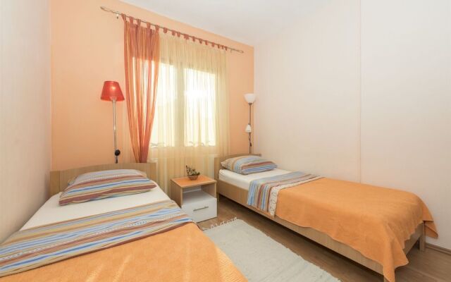 Apartments Josip