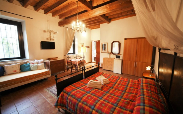 Loft studio 15 minutes from Milan center