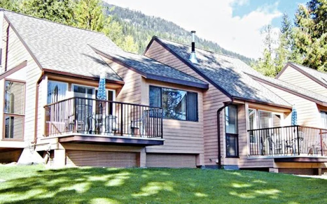 Vacation Internationale St Ives On Shuswap, St Ives, Canada