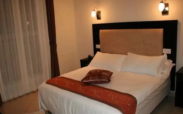 Hotel 2 Horloges