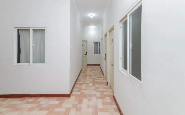 Urbanview Hotel Sofie Syariah Sidoarjo