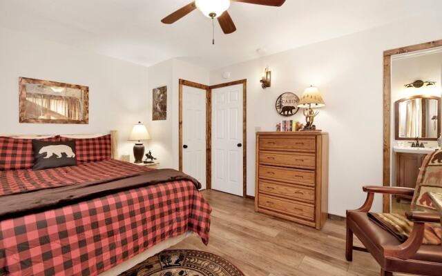 Mockingbird Mountain Getaway #2380