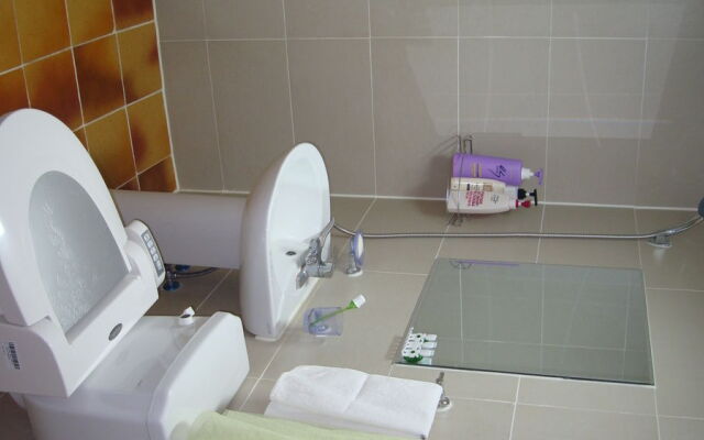 Myeong Dong Tomato Guest House