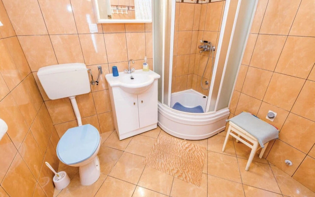 Stunning Apartment in Sveti Juraj With 1 Bedrooms and Wifi