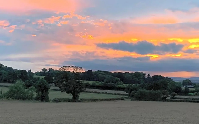 Farmhouse studio near Shrewsbury