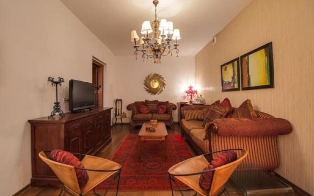 Guru Boutique Suites Adults Only