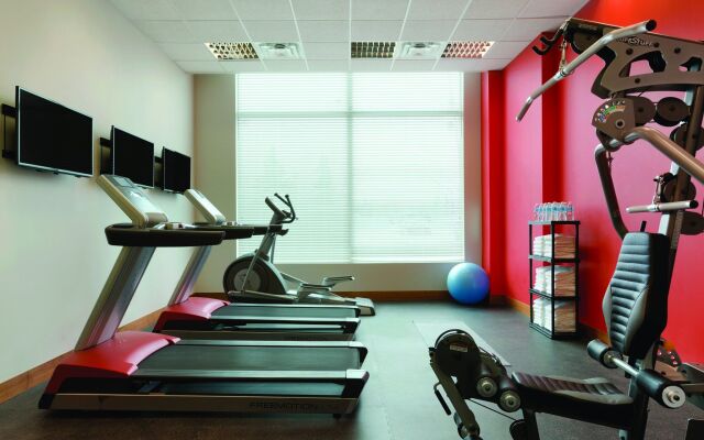 Radisson Hotel & Conference Centre Calgary Airport