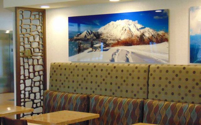 Holiday Inn Express & Suites Springville-South Provo Area by IHG