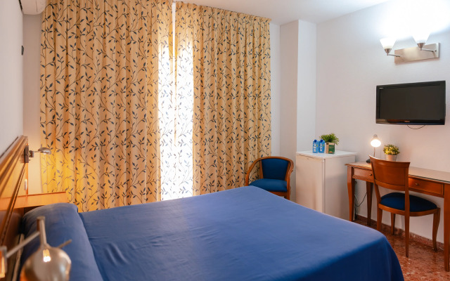 Port Europa Hotel