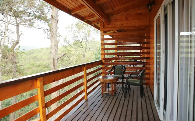Rishat Sngi Orchid Resort, Shillong