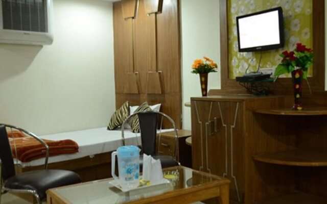 Hotel Crown