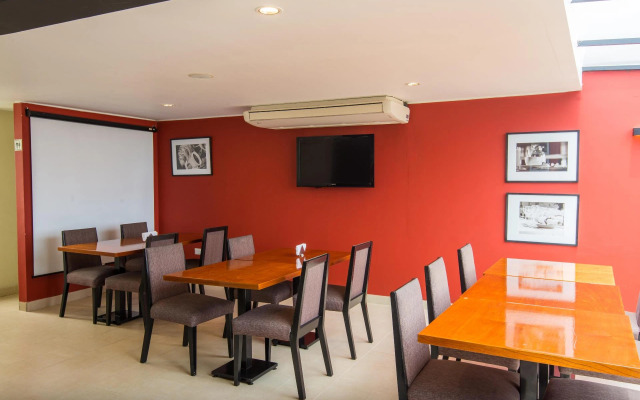 Palmetto Hotel Business La Perla