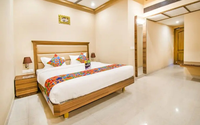 FabHotel Bairav Grand Aarapalayam