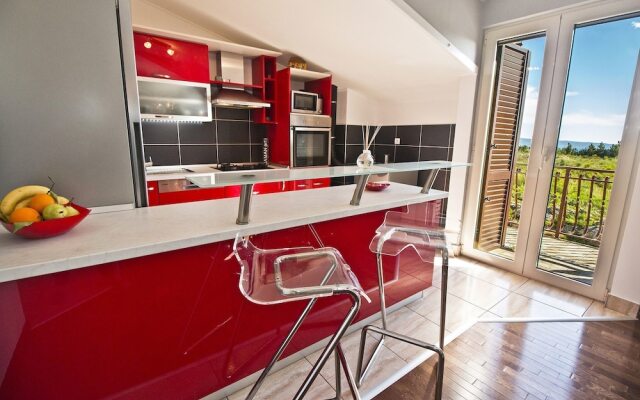 Luxurious Apartment in Dalmatia With Terrace