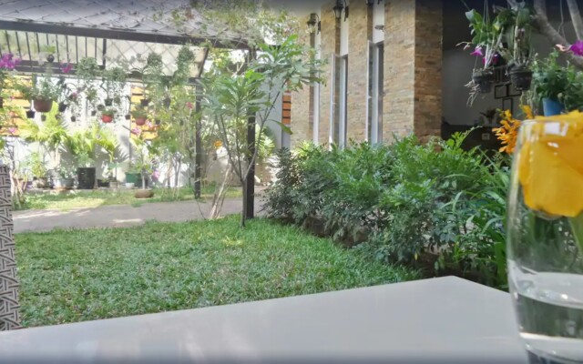 Best May Hotel