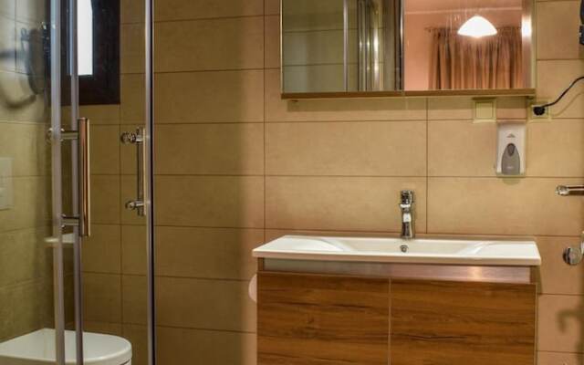 Elia Deluxe Accommodation