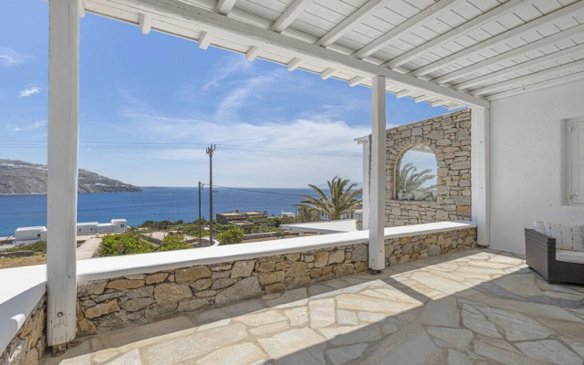 Sea View Residence