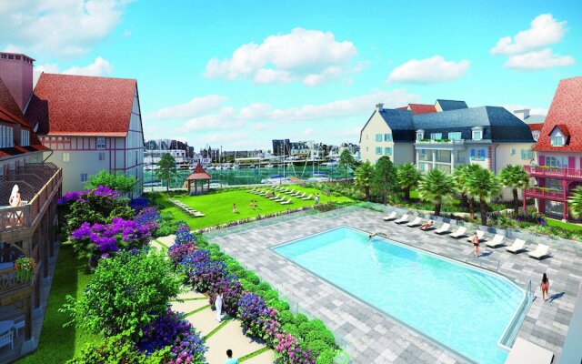 Stylish and Comfortably Furnished Apartment in Deauville