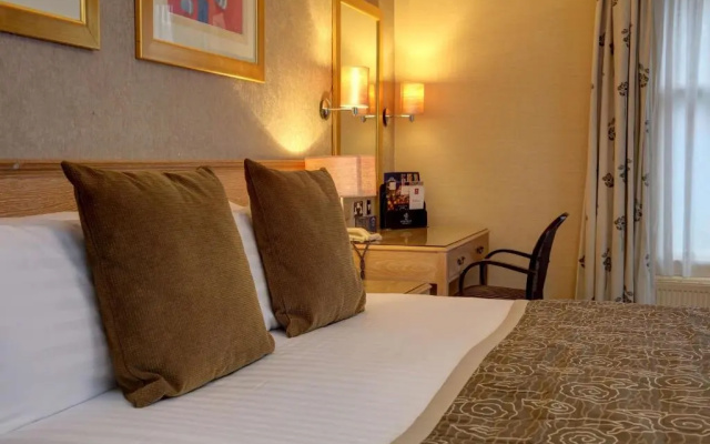 The Norfolk Royale Hotel