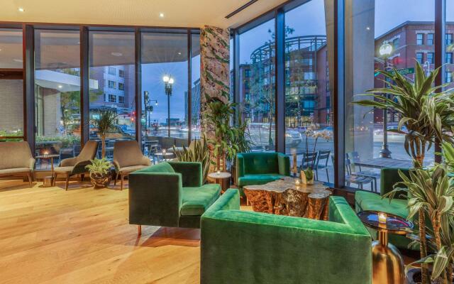 Cambria Hotel Boston Downtown - Seaport