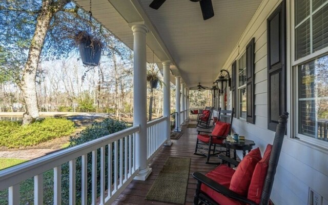Cozy Country Living