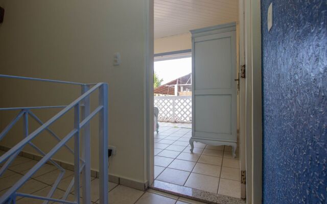 Casa ampla em Bertioga - 2 min. da praia