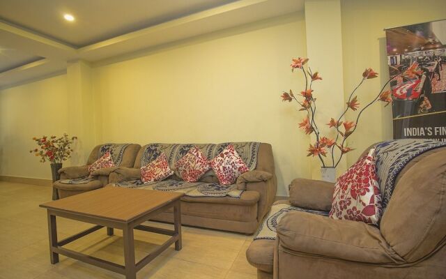 OYO 24858 The Hotel Kizomla