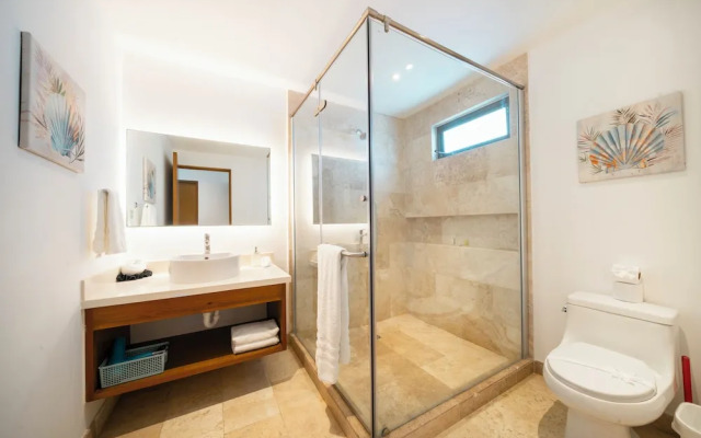 2 BR Condo - Rooftop Pool At Ipanema 504