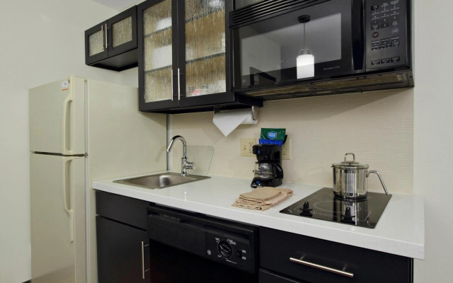 Candlewood Suites Rogers / Bentonville by IHG