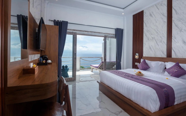 Samuh Sunset Nusa Penida by GenuineHost