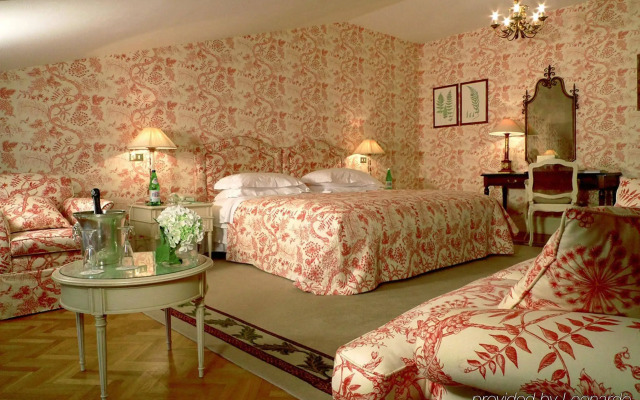 Отель Palazzo Fiuggi