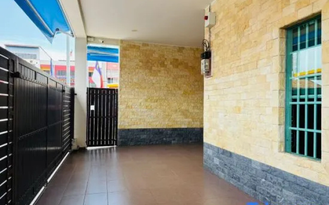 Villa in the Central Melaka for Families, Wide Balcony with Kids Pool and BBQ, COMFY HILL – Exterior – Malacca
